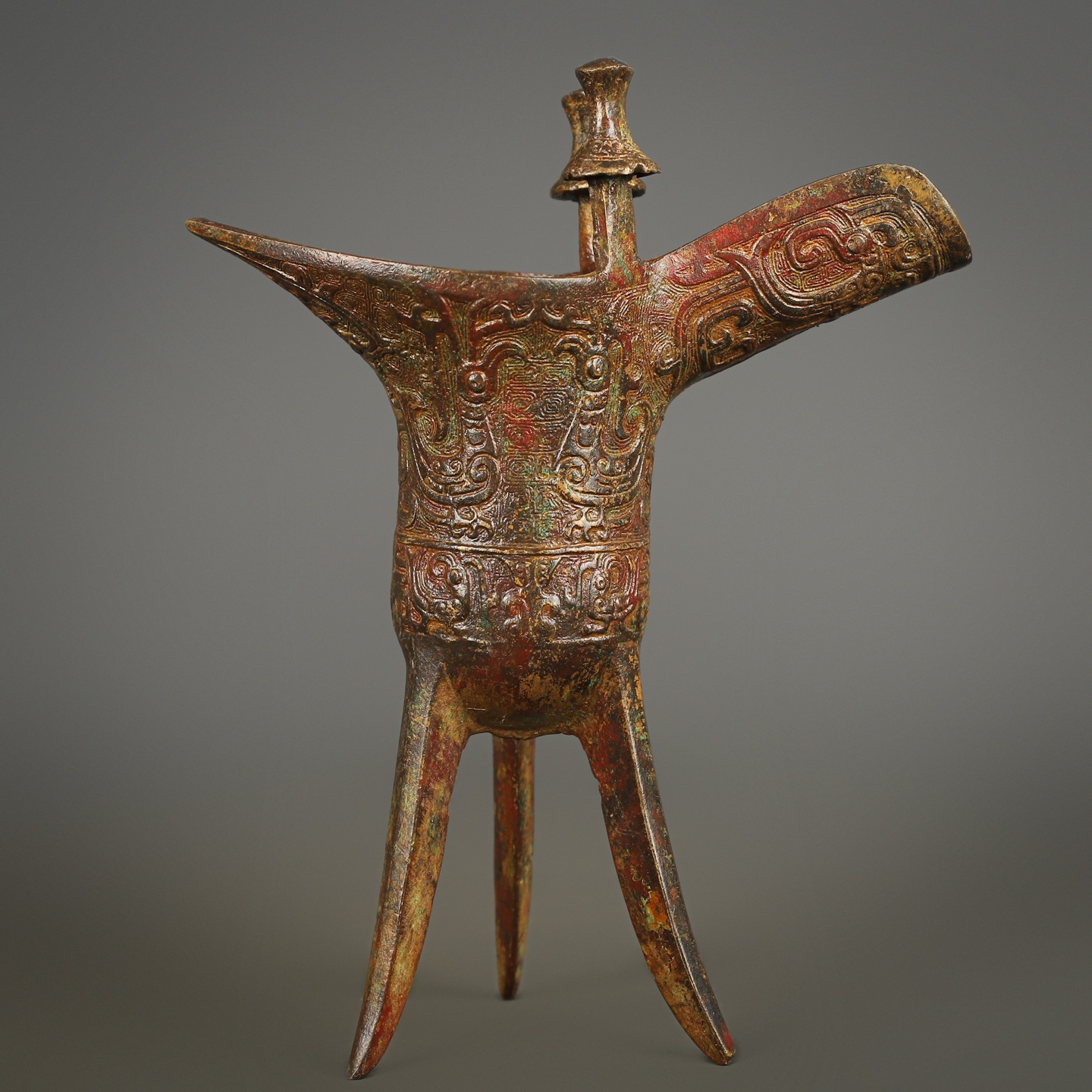 Zhou Dynasty Bronze phoenix and bird pattern cup