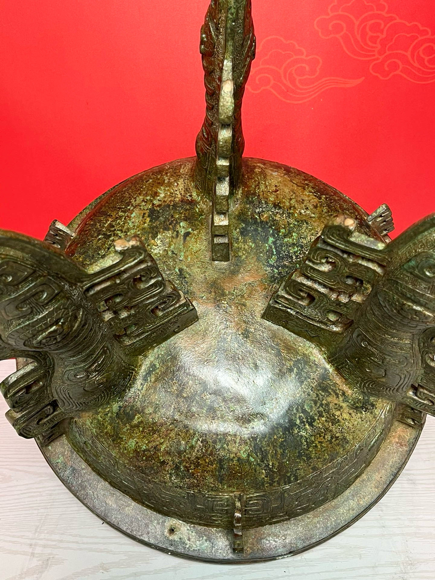 Zhou Dynasty Bronze flat legged tripod