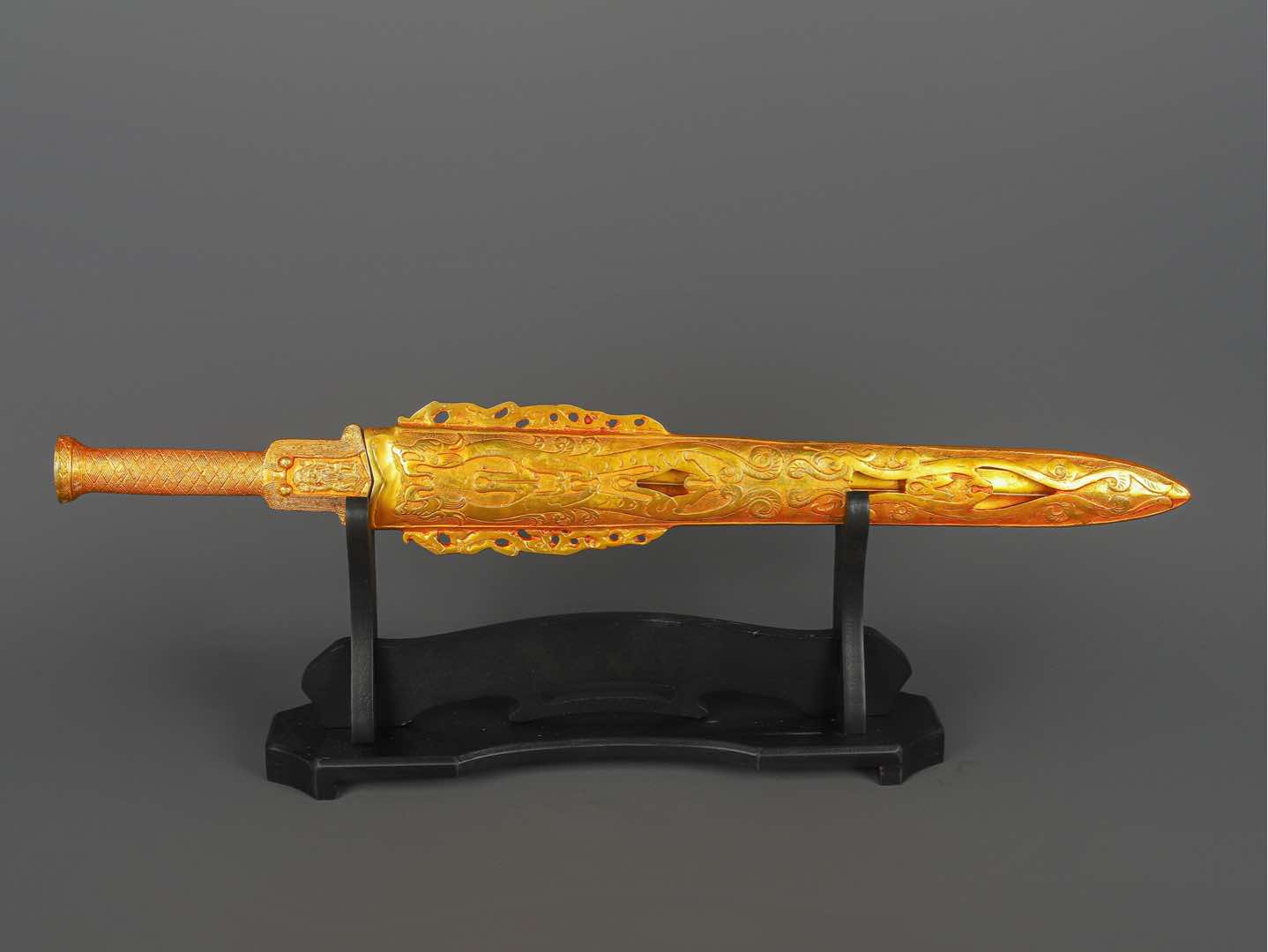 Han Dynasty Bronze and Real Gold General Sword