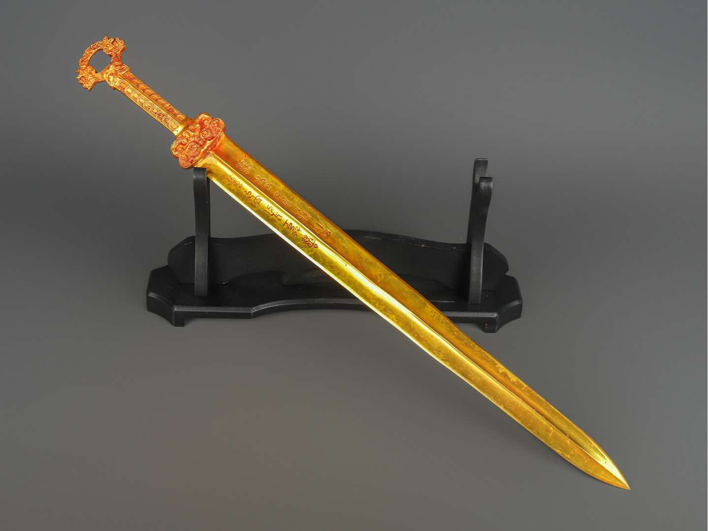 Han Dynasty Bronze and Real Gold Sword