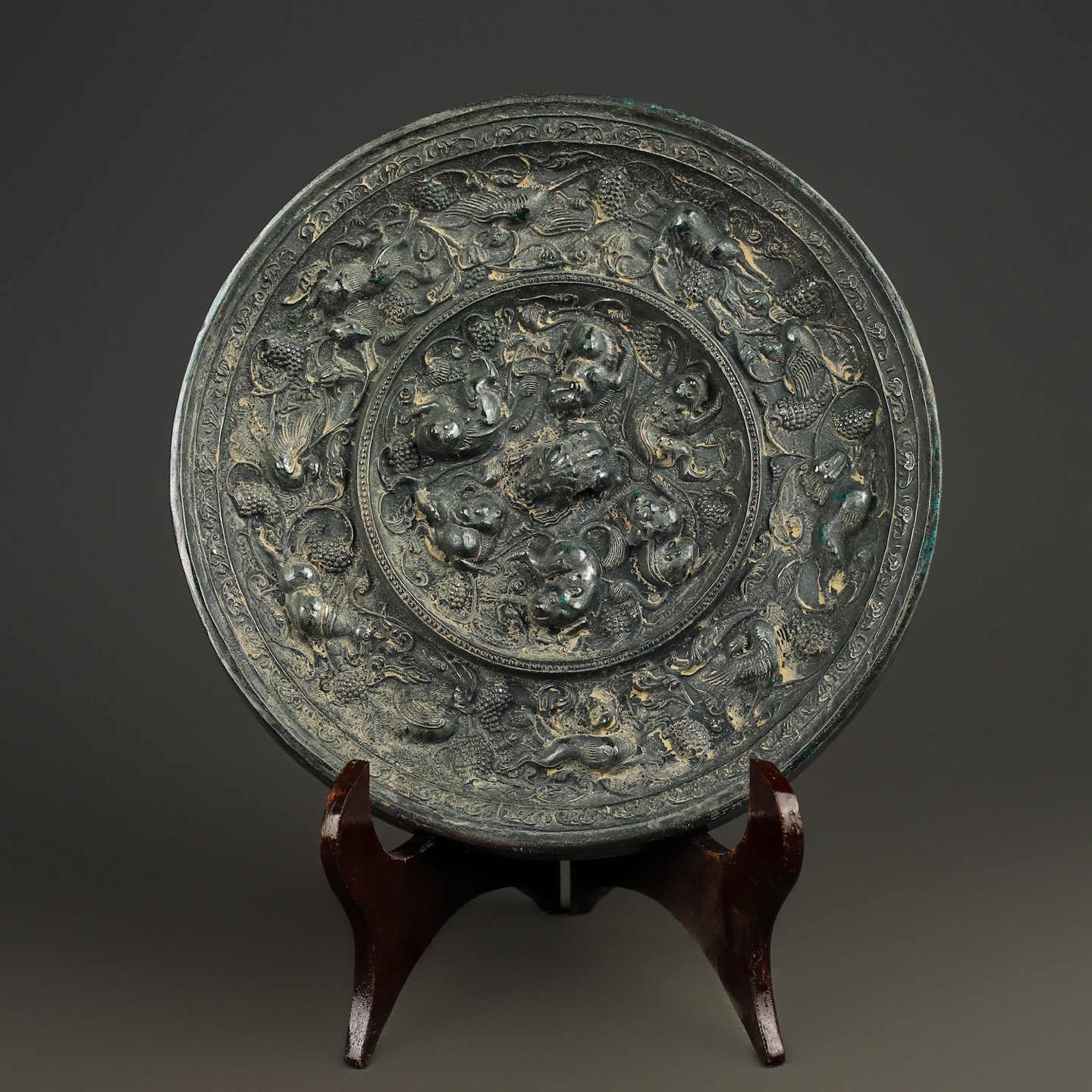 Tang Dynasty Bronze Sea Beast Grape Mirror