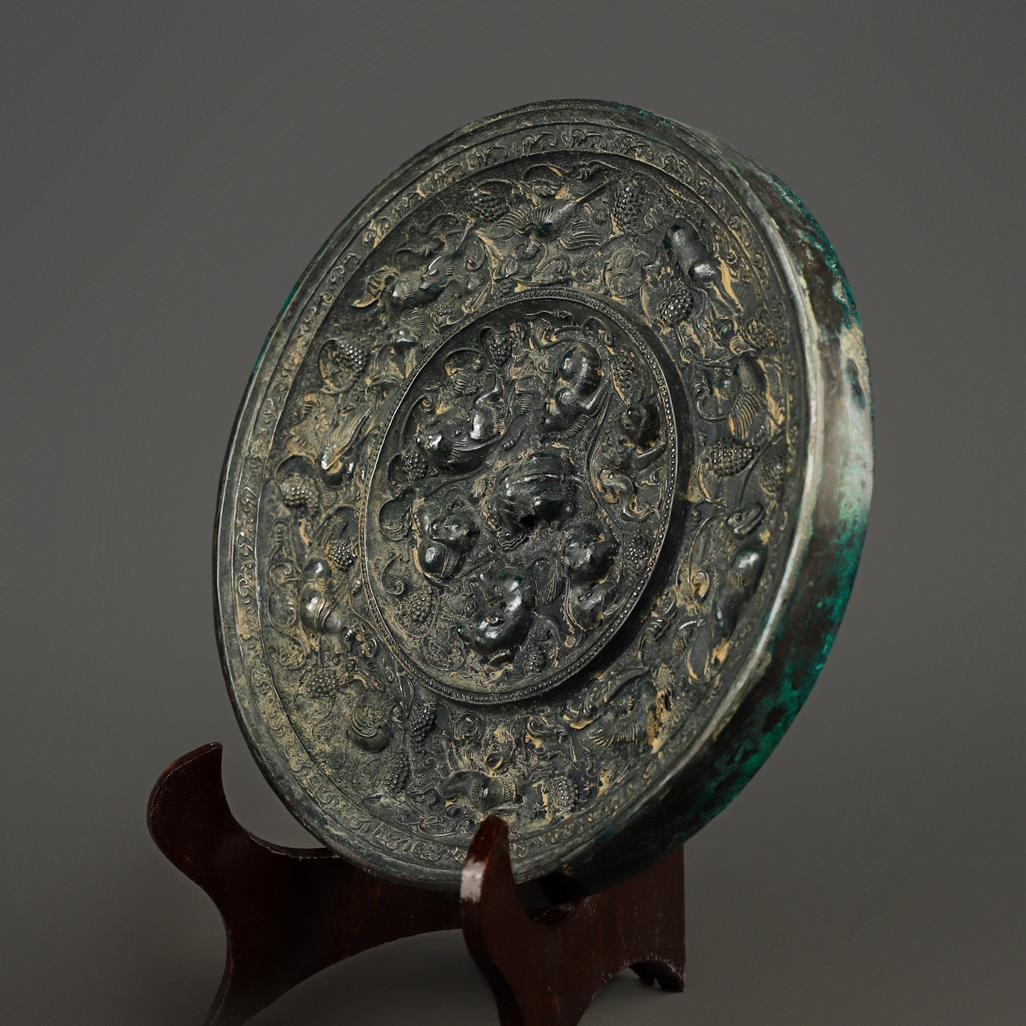 Tang Dynasty Bronze Sea Beast Grape Mirror