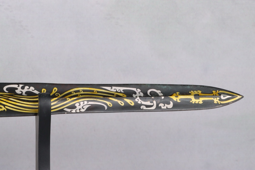 Han Dynasty Bronze and gold and silver sword