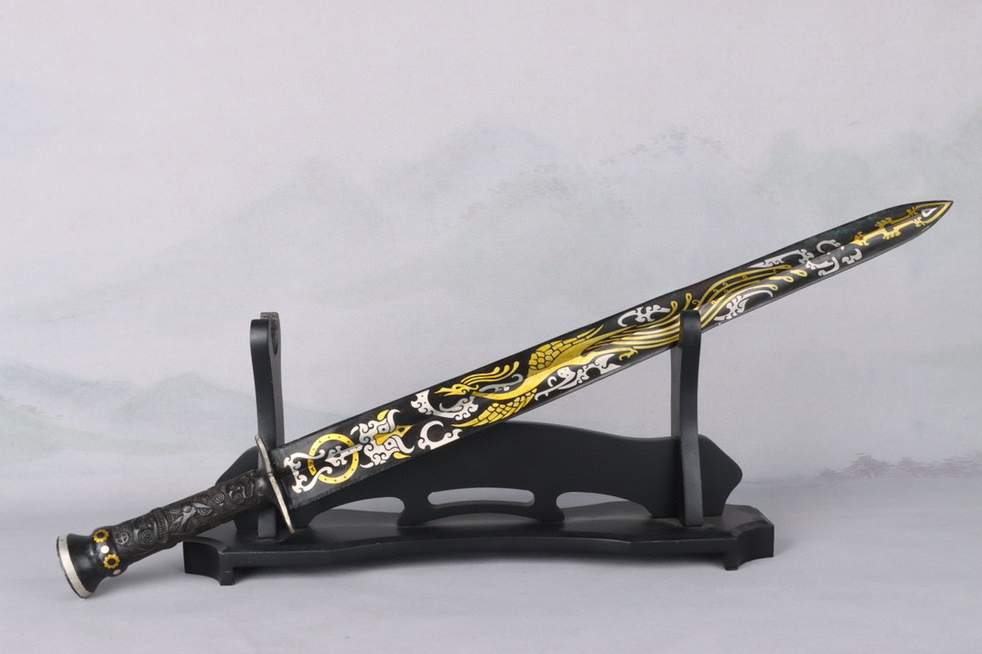Han Dynasty Bronze and gold and silver sword