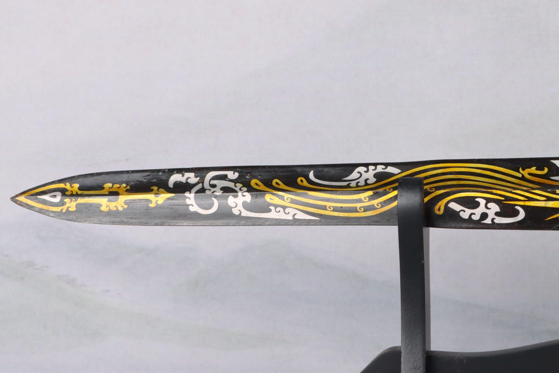 Han Dynasty Bronze and gold and silver sword