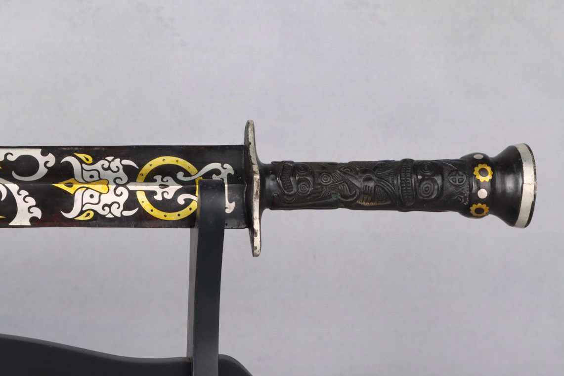 Han Dynasty Bronze and gold and silver sword