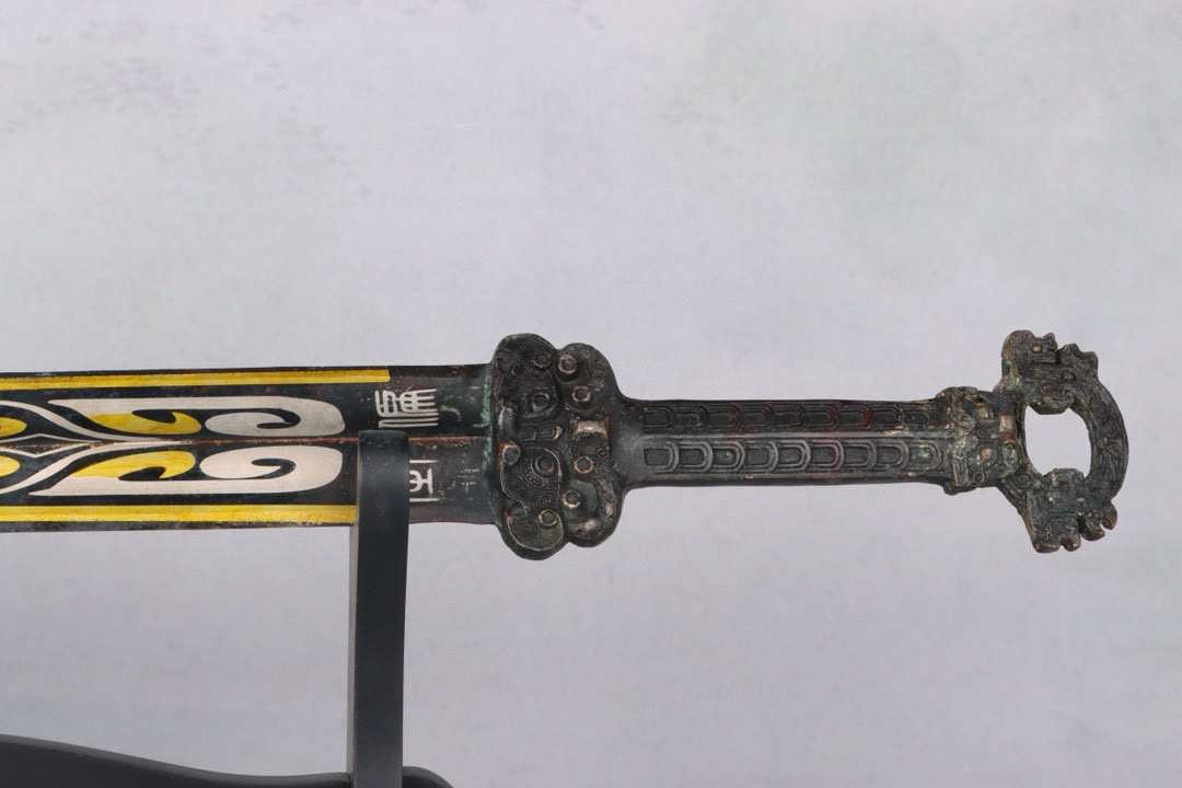 Han Dynasty Bronze and gold and silver sword