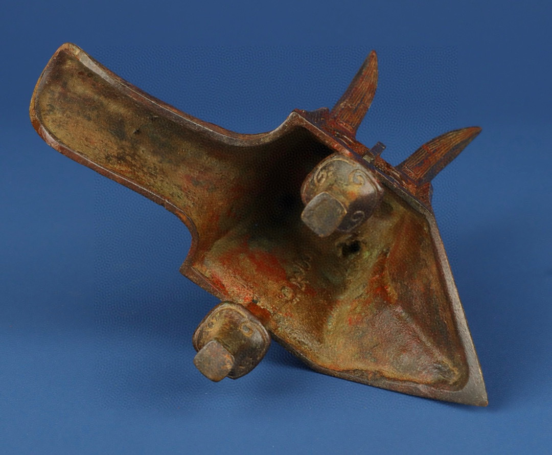 Zhou Dynasty Bronze Lady Haojue