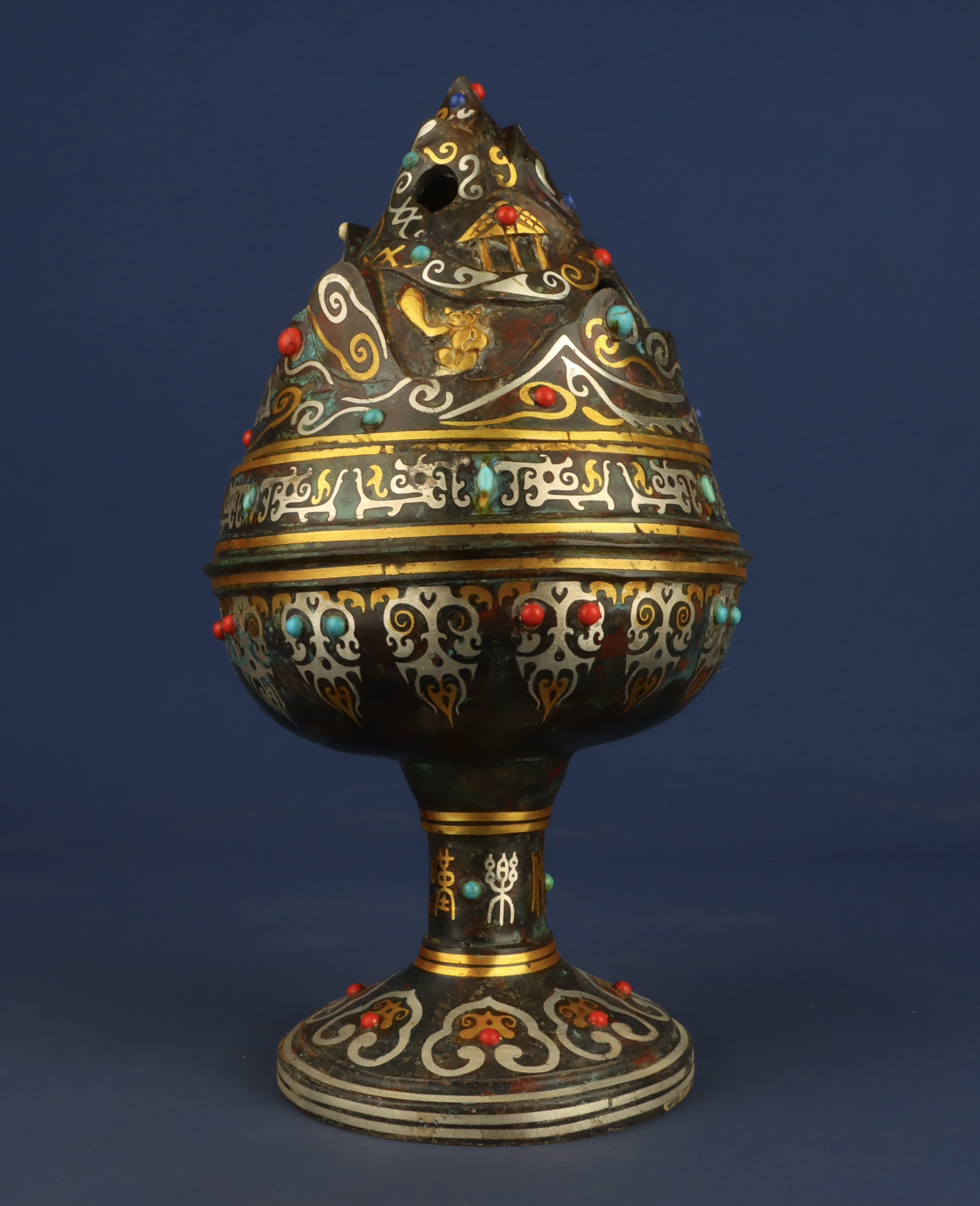 Han Dynasty Bronze gold and silver inlaid with multi precious stones Boshan furnace