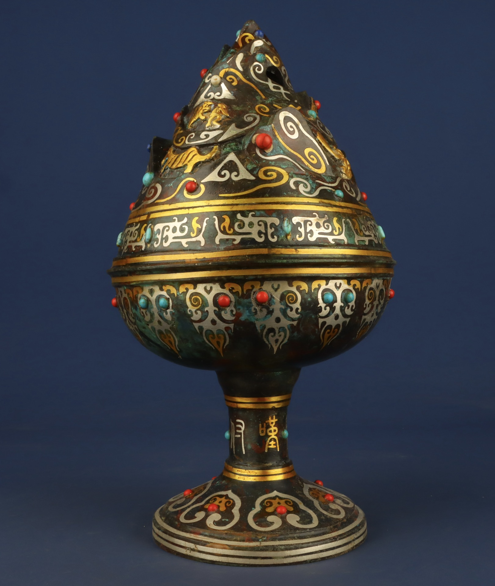 Han Dynasty Bronze gold and silver inlaid with multi precious stones Boshan furnace