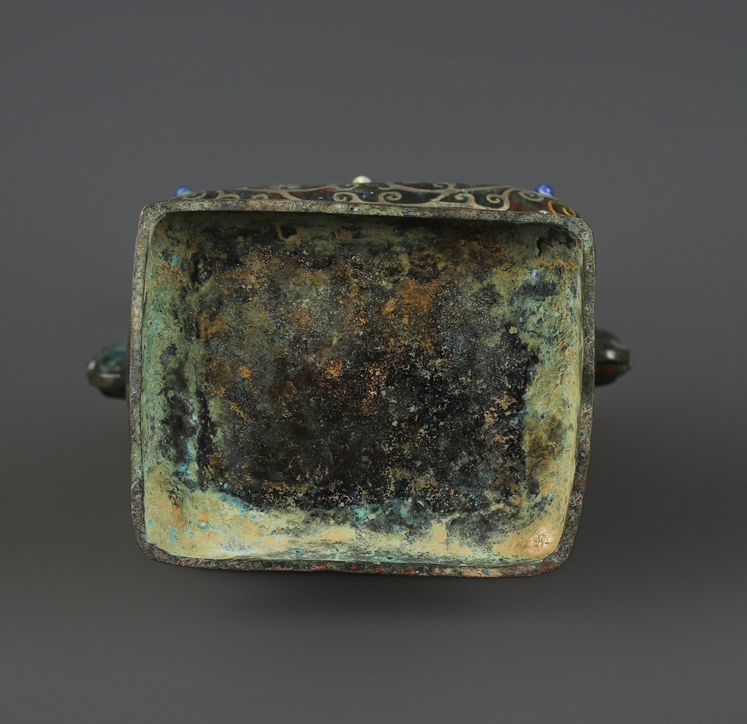 Han Dynasty Bronze gold and silver inlaid multi precious stone square vase
