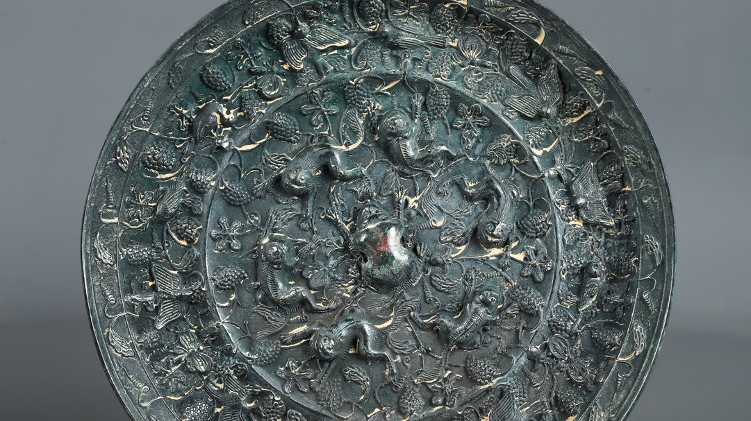 Tang Dynasty Bronze Sea Beast Grape Mirror