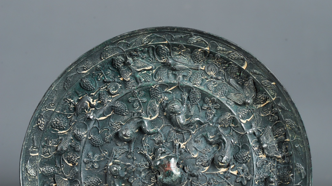 Tang Dynasty Bronze Sea Beast Grape Mirror