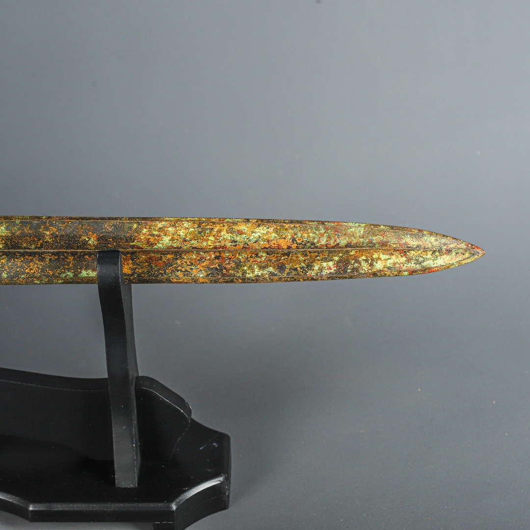 Han Dynasty Bronze Inscribed Sword