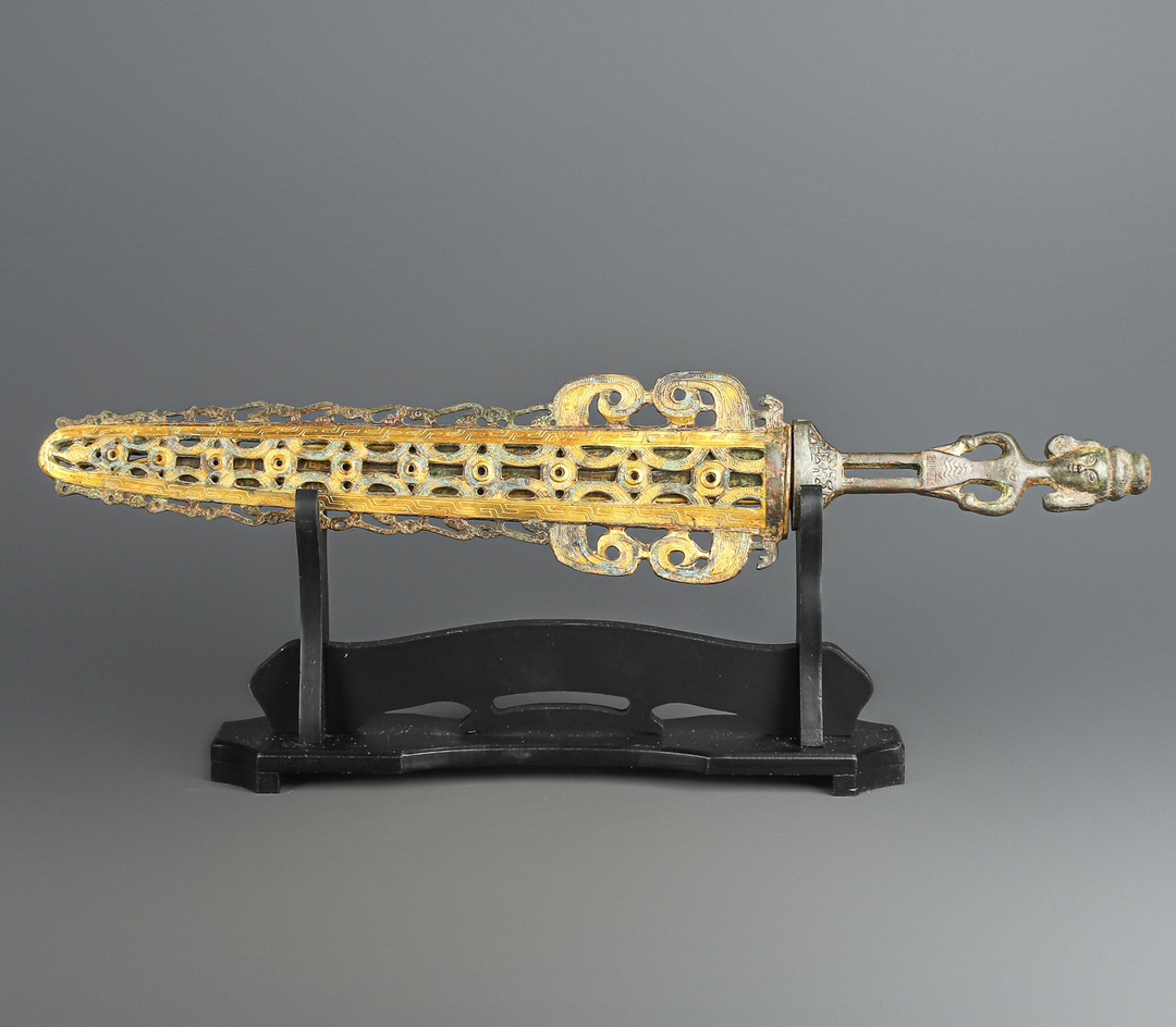 Han Dynasty Bronze and gold inscribed sword