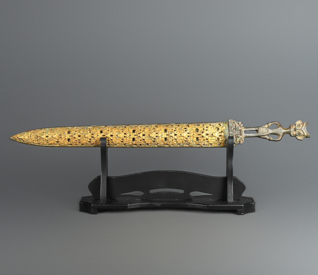 Han Dynasty Bronze three star stacked sword with gold inscriptions