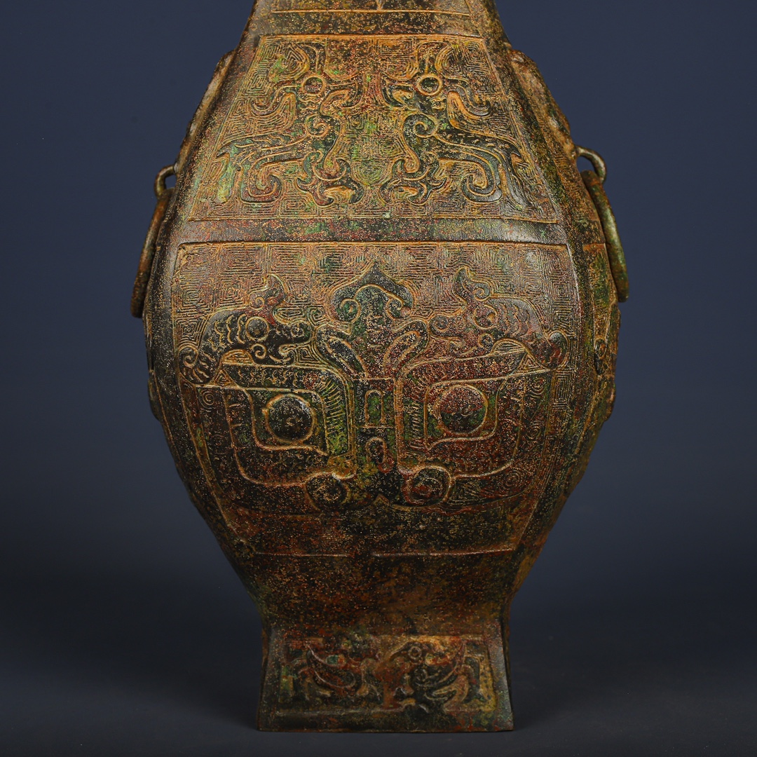 Han Dynasty Bronze square vase with dragon and phoenix patterns