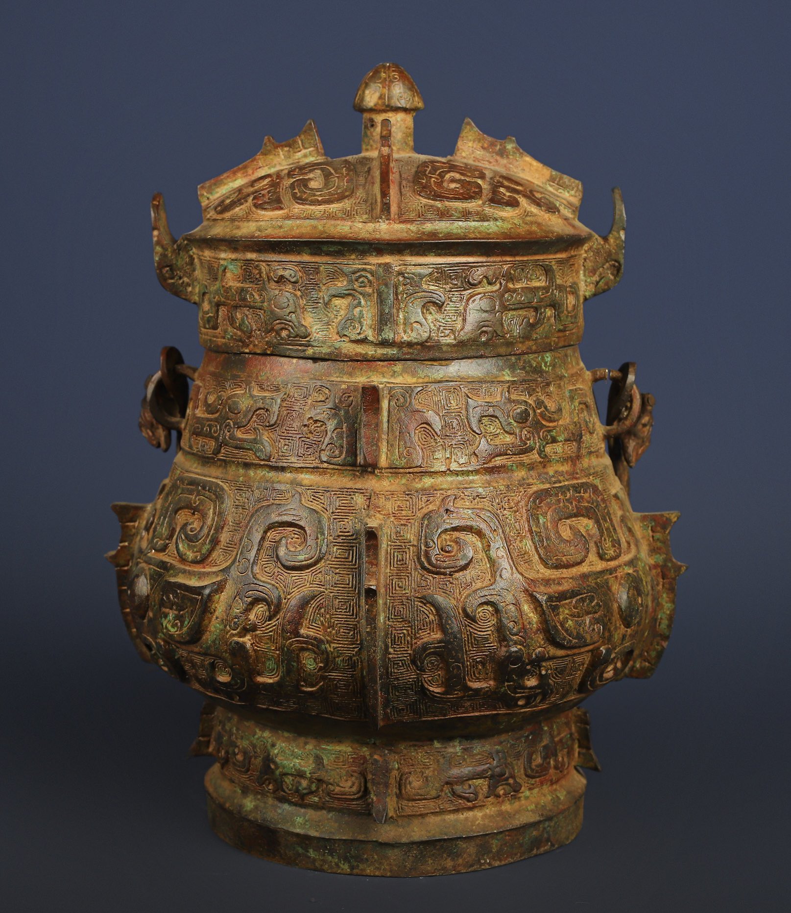 Zhou Dynasty Bronze Man Gong Liang You
