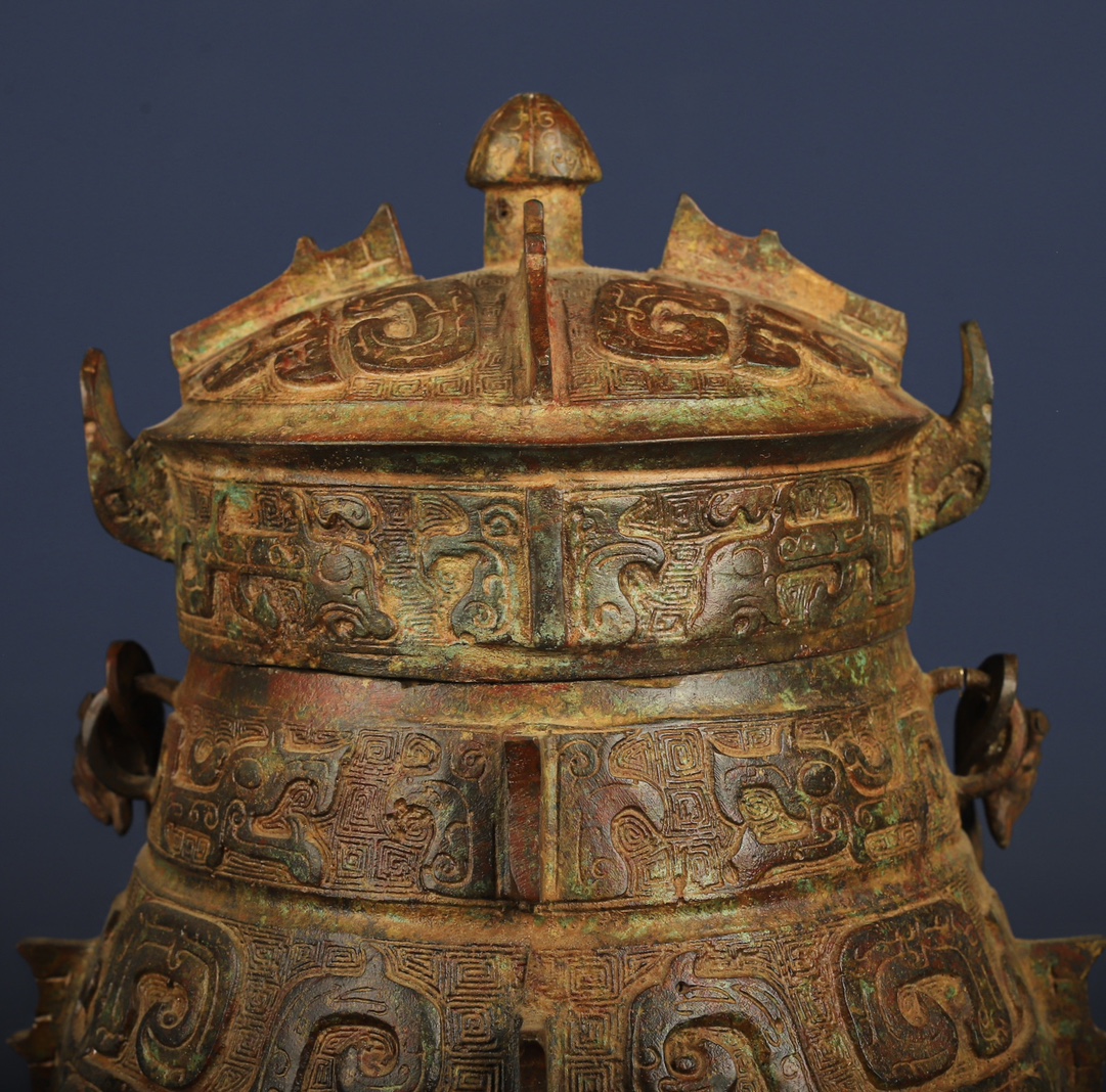 Zhou Dynasty Bronze Man Gong Liang You