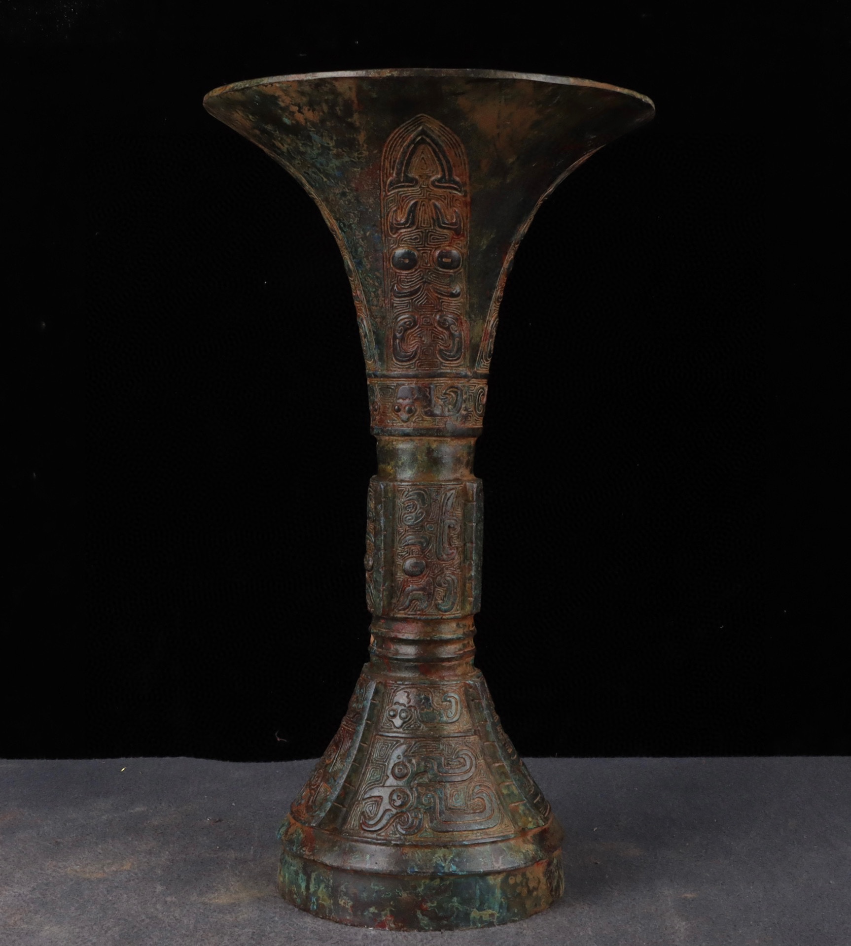 Zhou Dynasty Bronze Flower Goblet