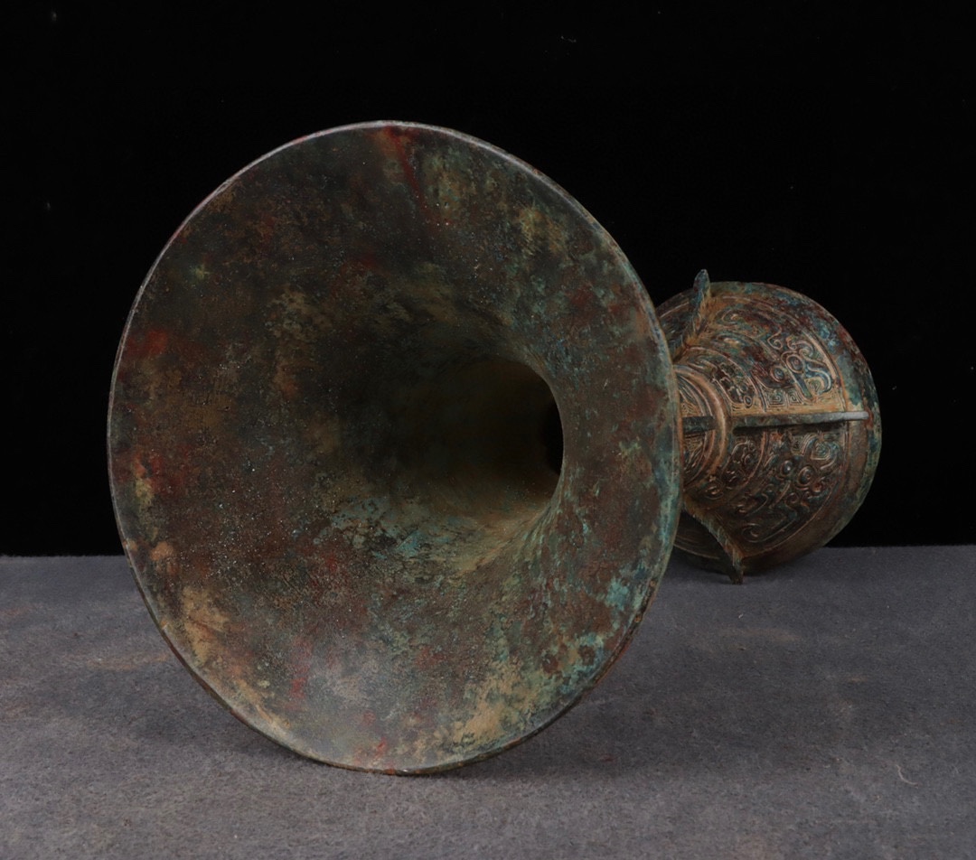Zhou Dynasty Bronze Flower Goblet