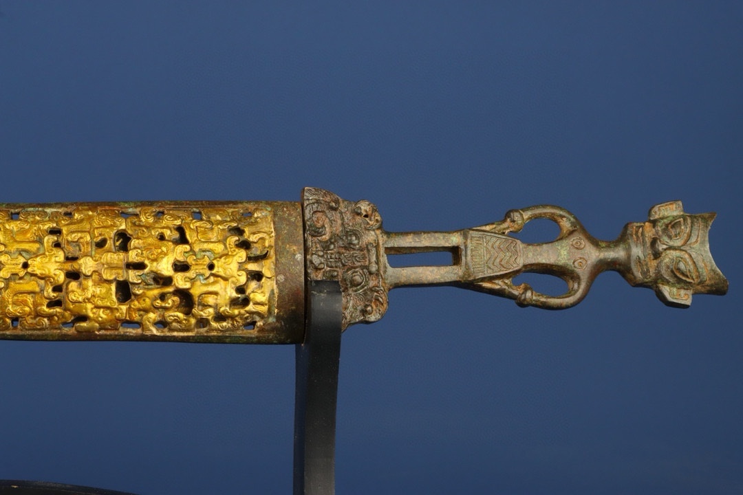 Han Dynasty Bronze three star stacked sword with gold inscriptions