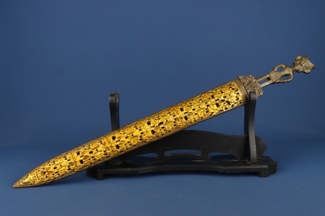 Han Dynasty Bronze three star stacked sword with gold inscriptions