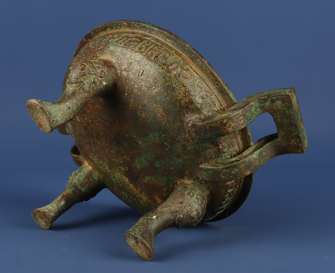 Han Dynasty Bronze inscribed three legged plate