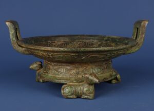 Han Dynasty Bronze inscribed sheep foot plate