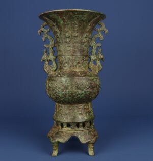 Zhou Dynasty Bronze four legged double phoenix round statue