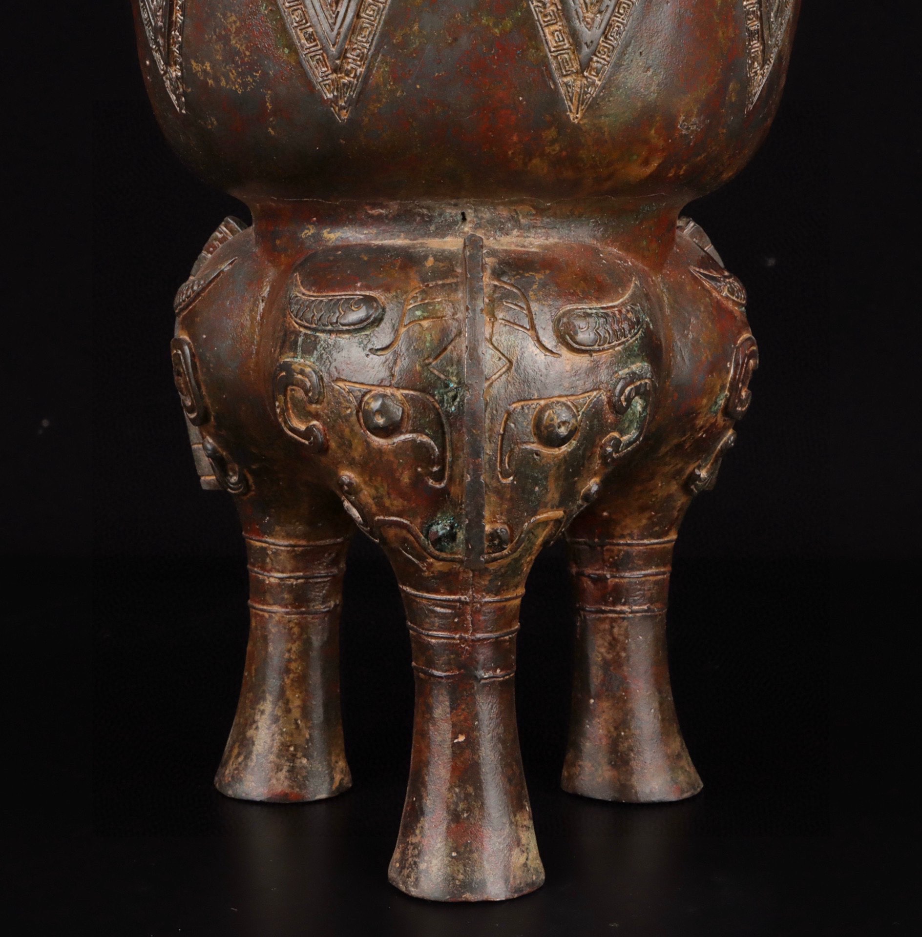 Zhou Dynasty Bronze Am yan