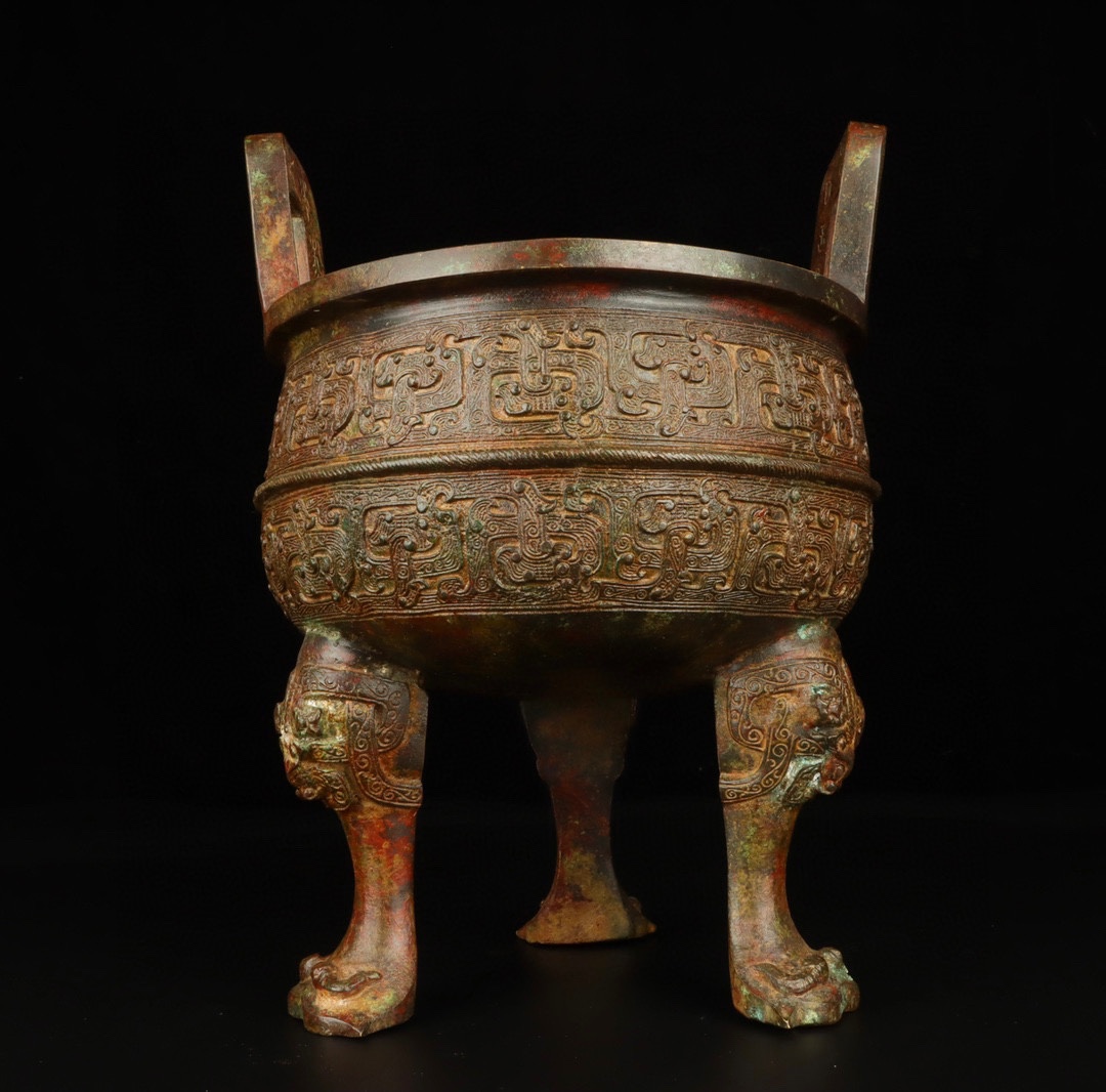 Zhou Dynasty Bronze Man Gong Yuan Ding