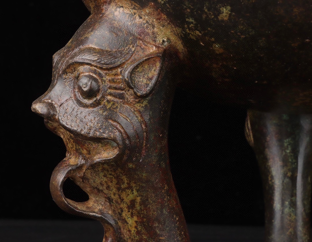 Han Dynasty Bronze Double Sheep Foot Furnace