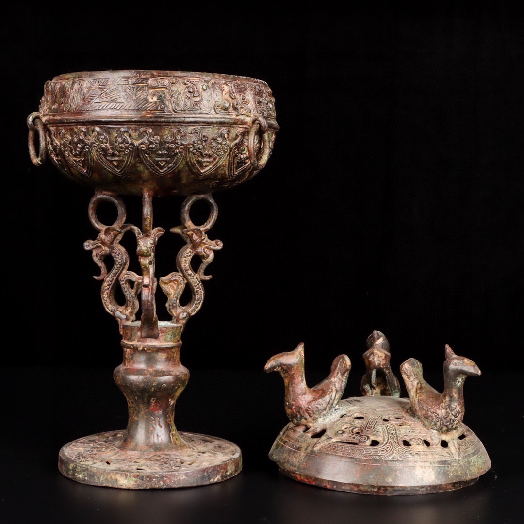Han Dynasty Bronze standing bird incense burner