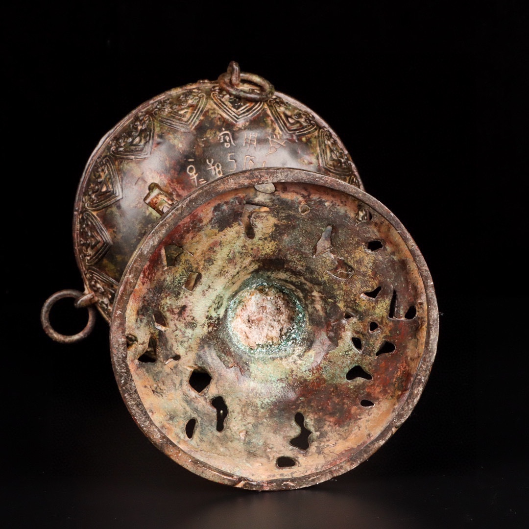 Han Dynasty Bronze standing bird incense burner