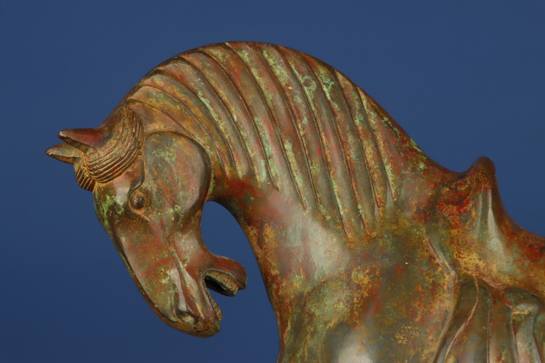Han Dynasty Bronze pommel horse
