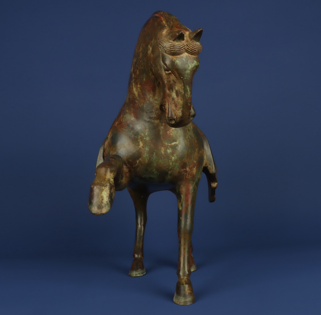 Han Dynasty Bronze pommel horse