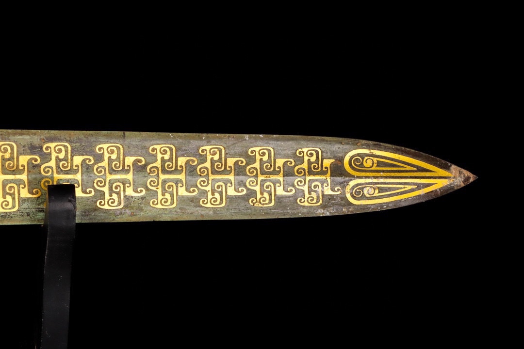 Han Dynasty Bronze and gold sword