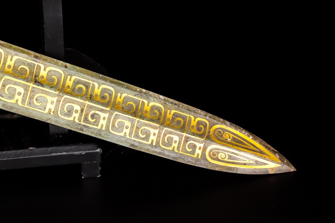 Han Dynasty Bronze and gold sword