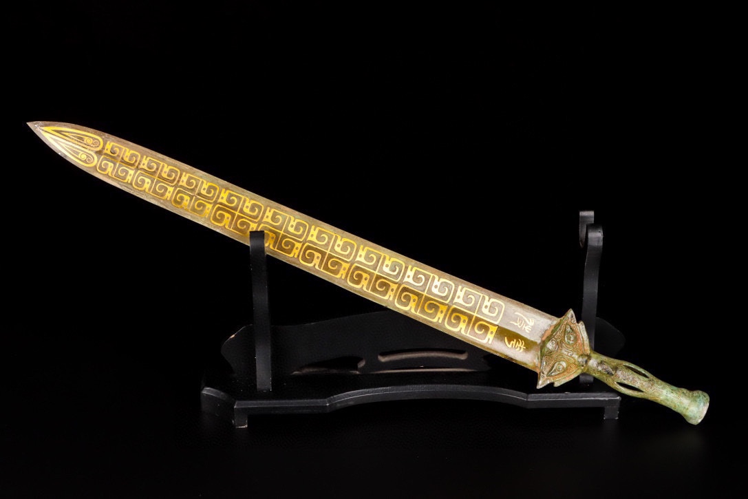 Han Dynasty Bronze and gold sword