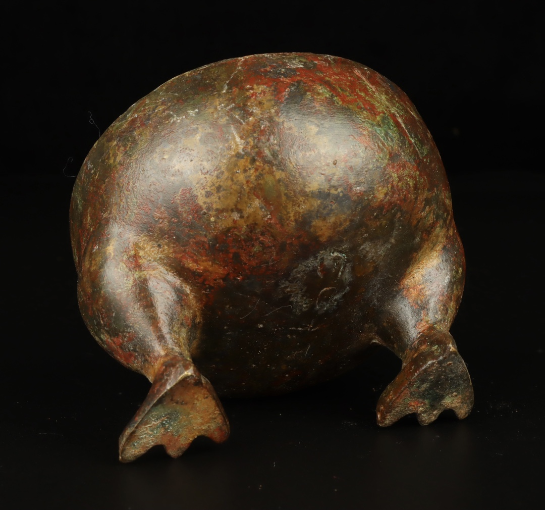 Han Dynasty Bronze animal shaped vessels