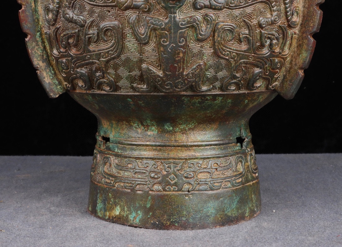 Zhou Dynasty Bronze Dragon and Tiger Zun