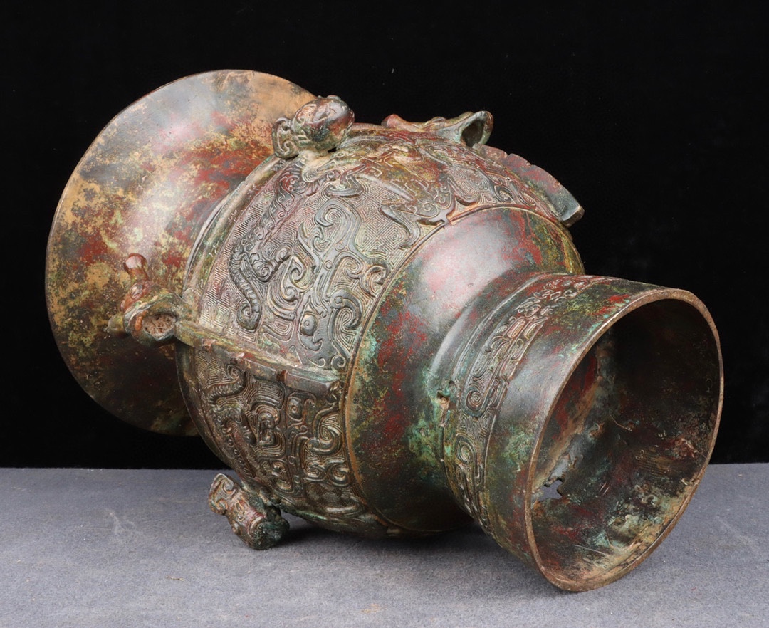 Zhou Dynasty Bronze Dragon and Tiger Zun