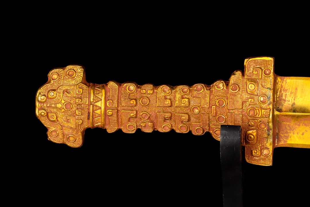 Han Dynasty gilt bronze sword with inscriptions