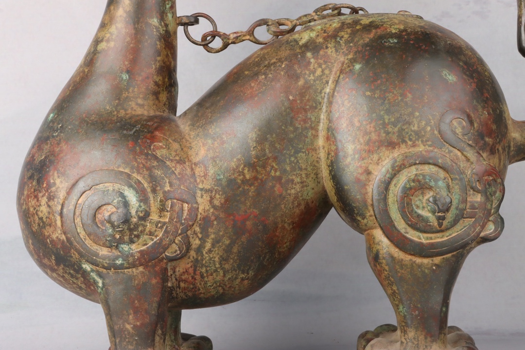 Han Dynasty Bronze mythical beast lamp plate
