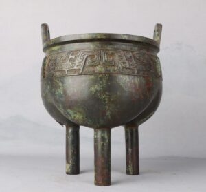 Han Dynasty Bronze Round Tripod