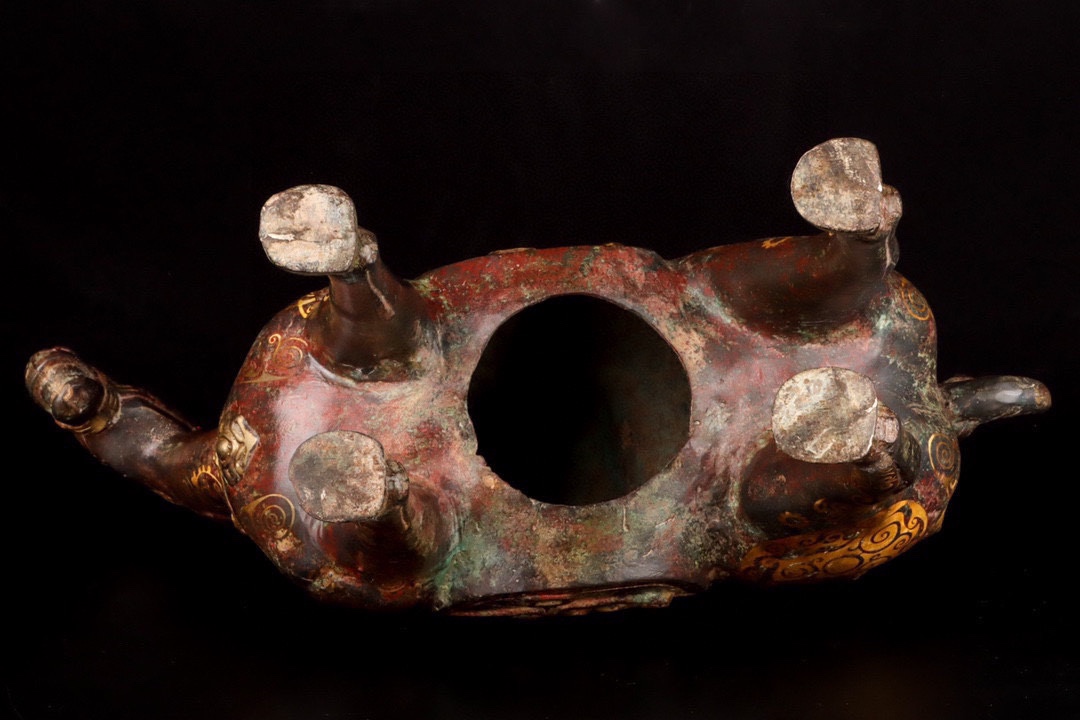 Han Dynasty Bronze and gold pommel horse