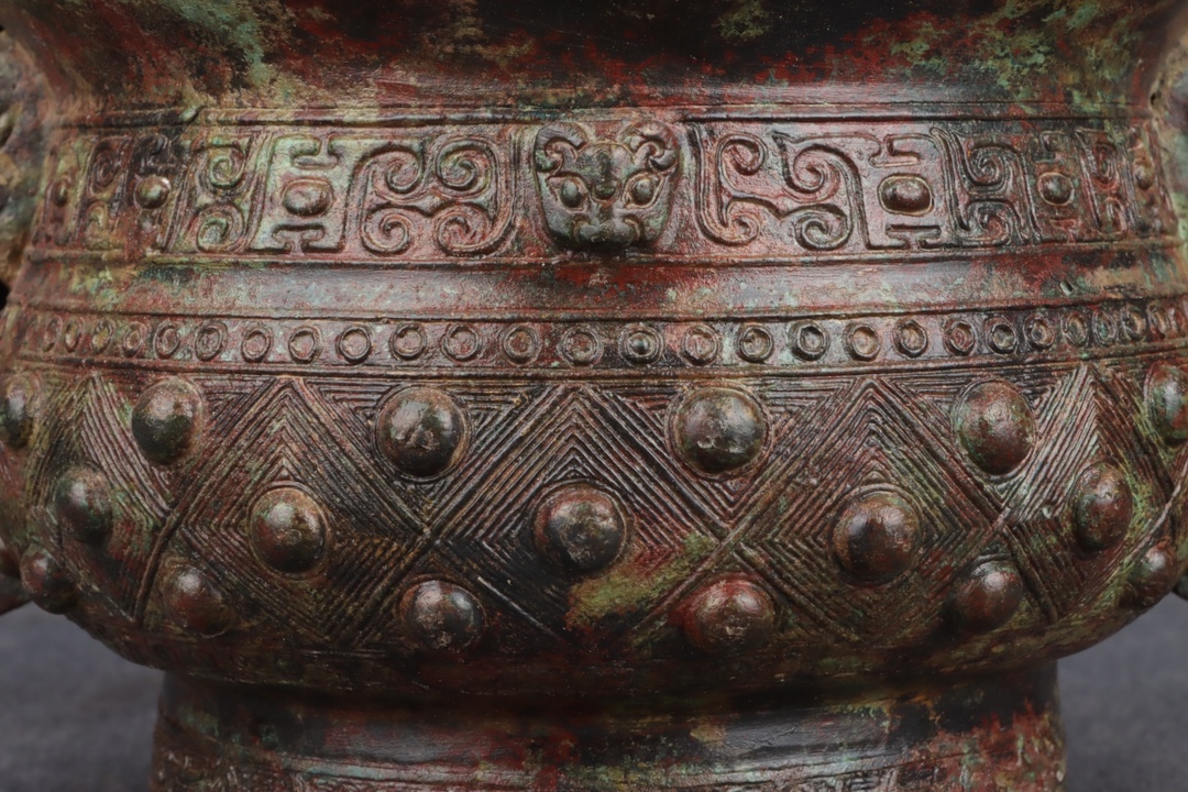 Zhou Dynasty Bronze Nipple Gui Basin