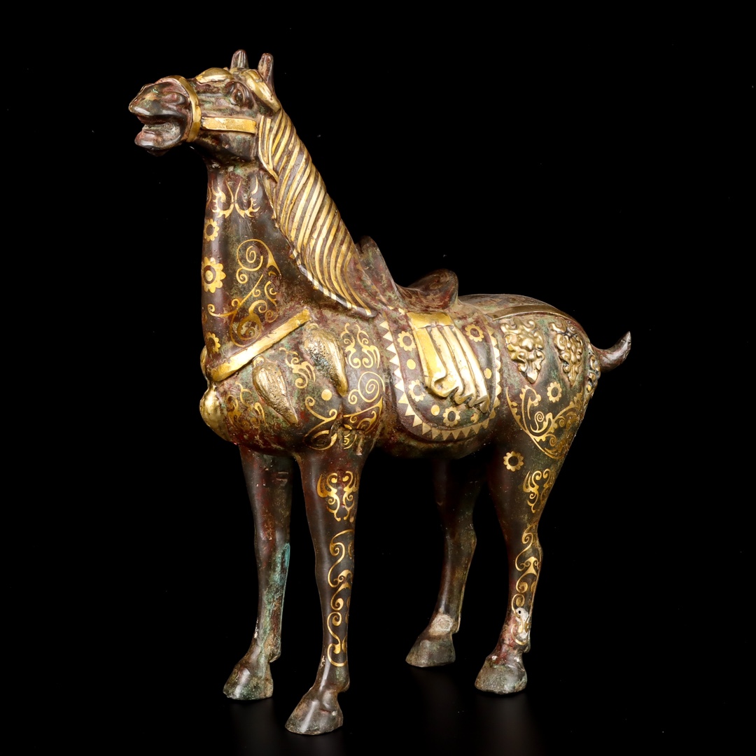 Han Dynasty Bronze and gold pommel horse