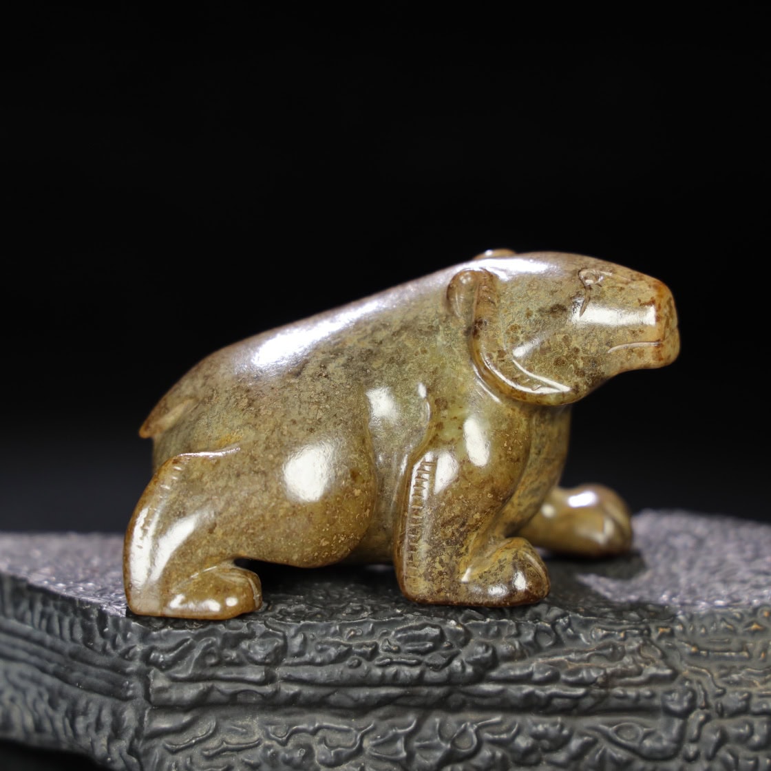 Chinese Natural Jade Carved Bear